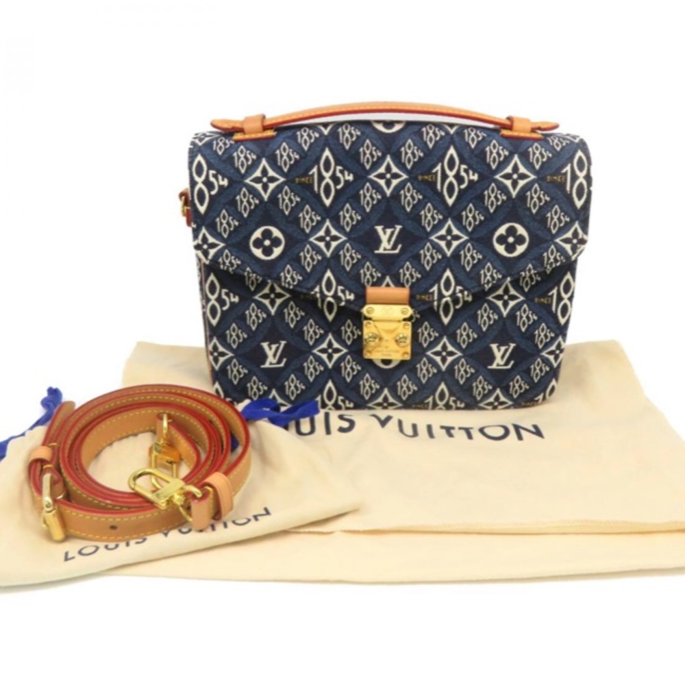🌟 COLLECTABLE 🌟 denim Canvas Pochette Metis 2Way Bag Louis Vuitton CROSSBODY